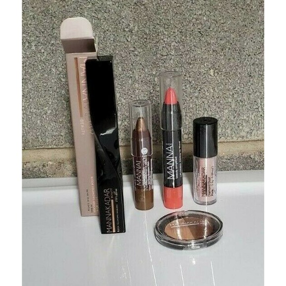 Manna Kadar Makeup Manna Kadar Lot Bloom Mascara Bronzer Highlighter Lip Wand Diamond Dust